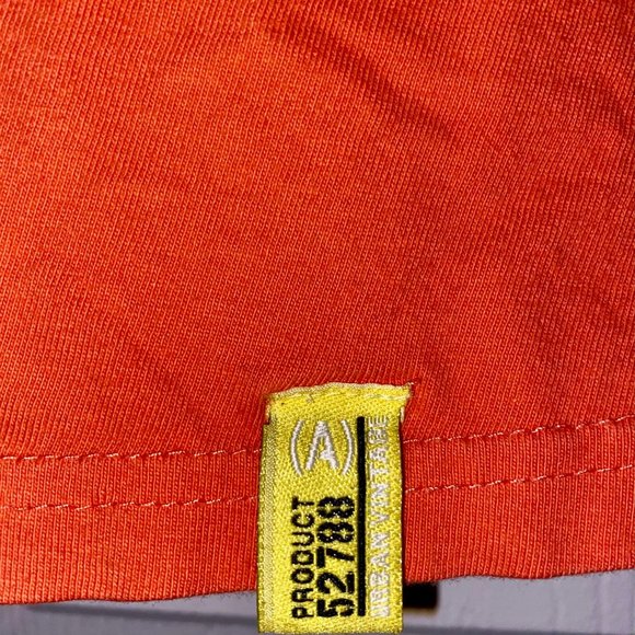 Men's Orange Urban Vintage Product 52788 T-Shirt- Size Large - Picture 4 of 4